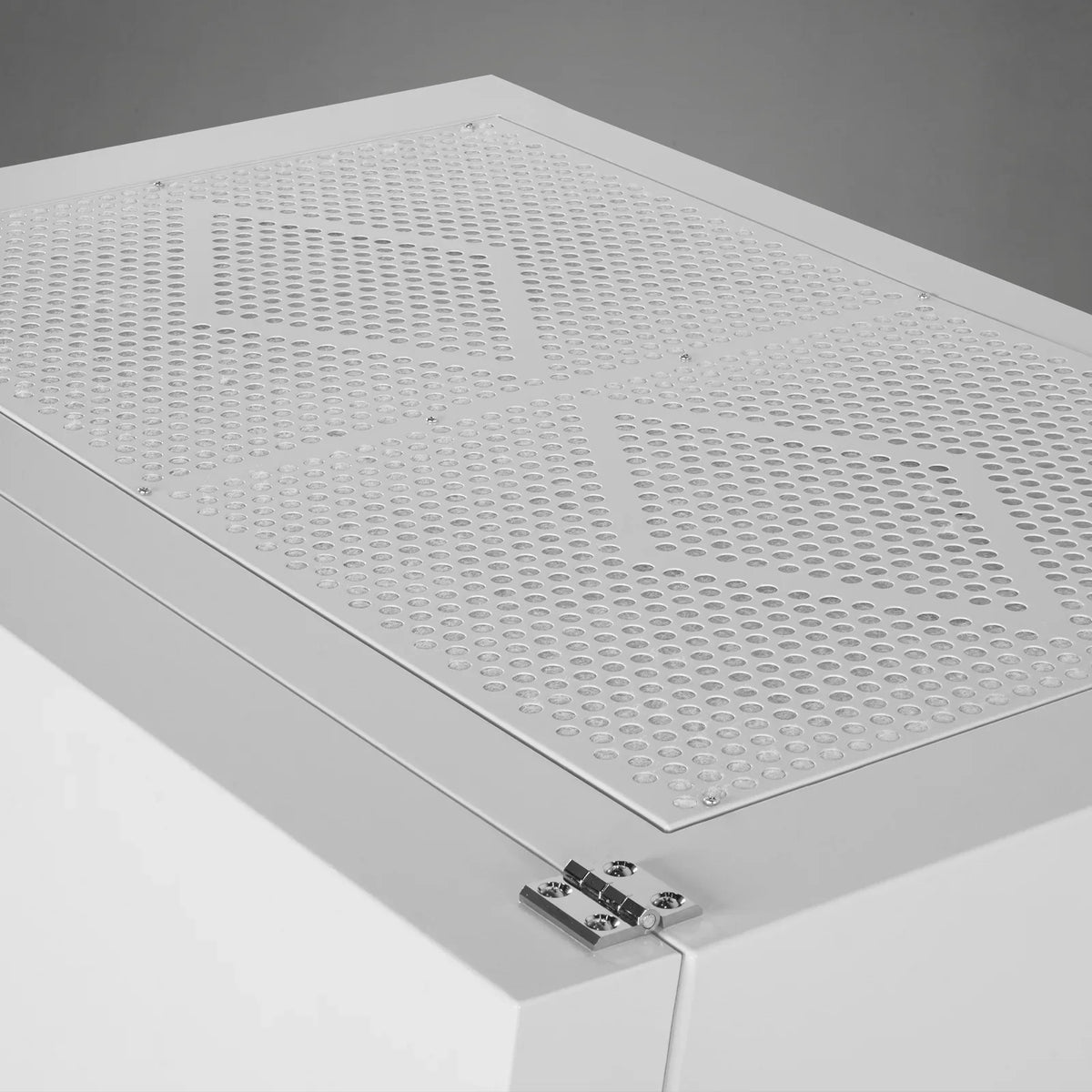 39″ Wide CB-H1Pro Horizontal Laminar Flow Clean Bench with HEPA Filtration & UV Sterilization | ISO Class 5
