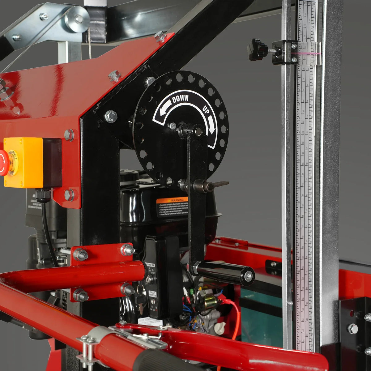 32" Portable Sawmill,  420cc 15HP E-Start Gasoline Engine,  26.5" Board Width,  13' Track Length ,  SM-32
